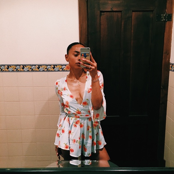 Meet your Posher, Jazmin - Picture 1 of 1